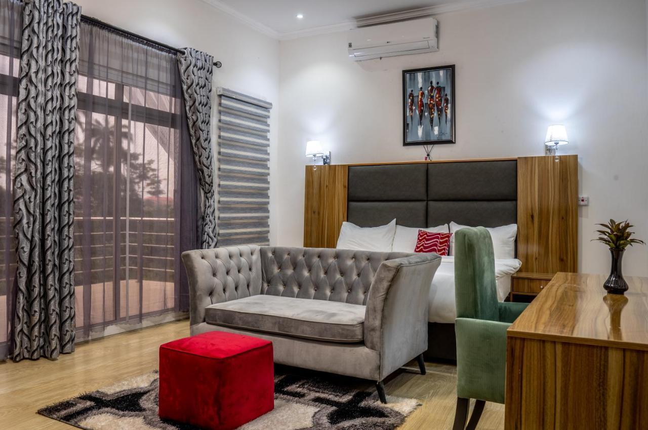Hotel Nelson Mandela Gardens Okpanam Exteriér fotografie